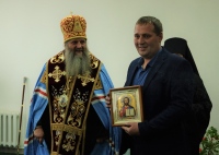 Митрополит  Артемий совершил молебен в Хабаровском психоневрологическом интернате