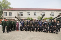 Хабаровским призывникам преподали благословение на службу в Вооруженных Силах России