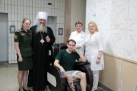 Владыка Артемий посетил военный клинический госпиталь