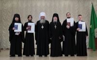 Правящий архиерей вручил дипломы выпускникам Хабаровской семинарии