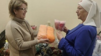 Тёплые вещи для вынужденных переселенцев собирают на Гуманитарном складе Хабаровской епархии
