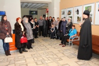 Фотовыставка о буднях и праздниках Свято-Петропавловского женского монастыря открылась в кинотеатре "Совкино"