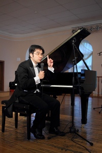 Известный японский пианист даст концерт в Хабаровске