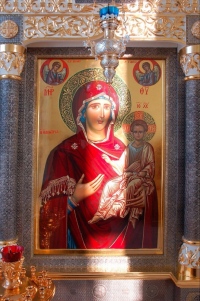 Первый престольный праздник состоялся в Свято-Петропавловском женском монастыре