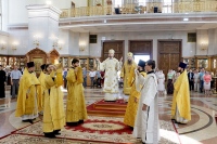 В Неделю 5-ю по Пятидесятнице митрополит Владимир совместно с епископом Савватием совершил Божественную литургию