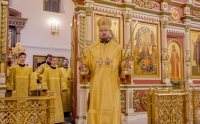 В канун Недели 29-ой по Пятидесятнице митрополит Владимир совершил всенощное бдение в Спасо-Преображенском кафедральном соборе
