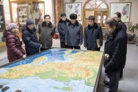 Делегация Православного комитета КНДР осмотрела достопримечательности Хабаровска, которые посещал Ким Чен Ир в ходе визитов в краевую столицу