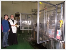 Освящение воды на заводе &laquo;Малкинское&raquo; (Камчатка) (19 января 2009 года)