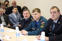 В ДВГАФК состоялся круглый стол на тему «Некоторые итоги призывных компаний как индикатор качества военно-патриотического движения в Хабаровском крае». 19 декабря 2013 года.