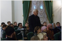 Встреча  А.Л.Дворкина со слушателями Богословских курсов в Хабаровской семинарии ( 17 декабря 2009 года)