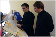 Богослужение в семинарском храме в день памяти святого апостола Иоанна Богослова ( 20 мая 2009 года )