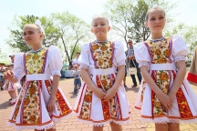 Празднование Дня славянской письменности и культуры на набережной Амура 22 мая 2016 г.