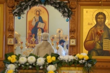 Правящий архиерей совершил Божественную литургию в престольный праздник храма в честь святого преподобного Серафима Саровского 17 января 2022 года