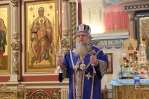 Божественная литургия в Спасо-Преображенском кафедральном соборе 15 февраля 2026 г.