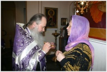 Таинство Елеосвящения (Соборования) в Воскресенском кафедральном соборе Южно-Сахалинска (14 апреля 2008 года)